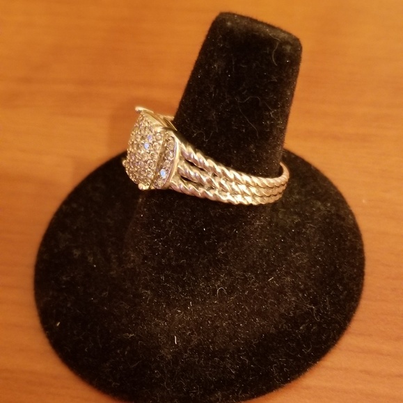 David Yurman Petite Wheaton® Ring Diamonds Silver - Picture 2 of 5